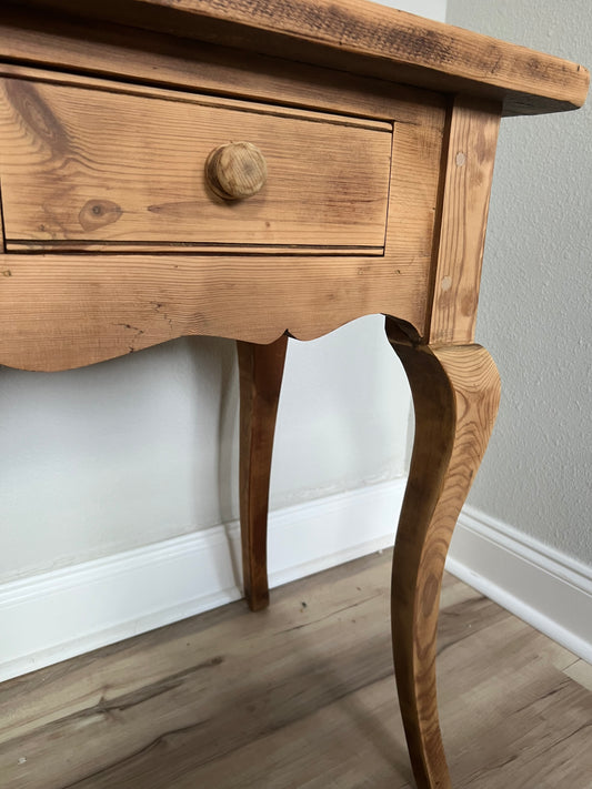 French Country Console Table – Carved Cabriole Leg